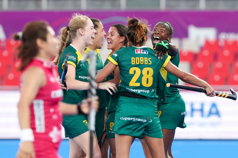 South Africa comeback and Hockeyroos authority win on day four